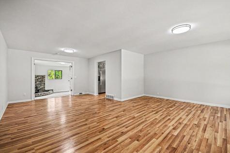 2 Briarcliff Road Montgomery IL 60538