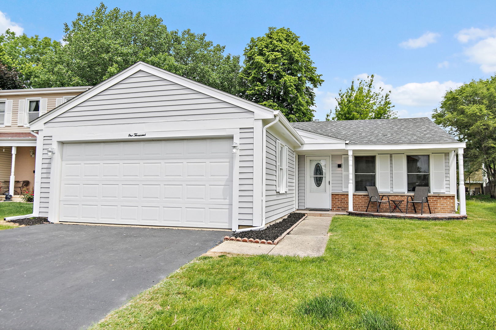 1000 Woodside Drive Roselle IL 60172