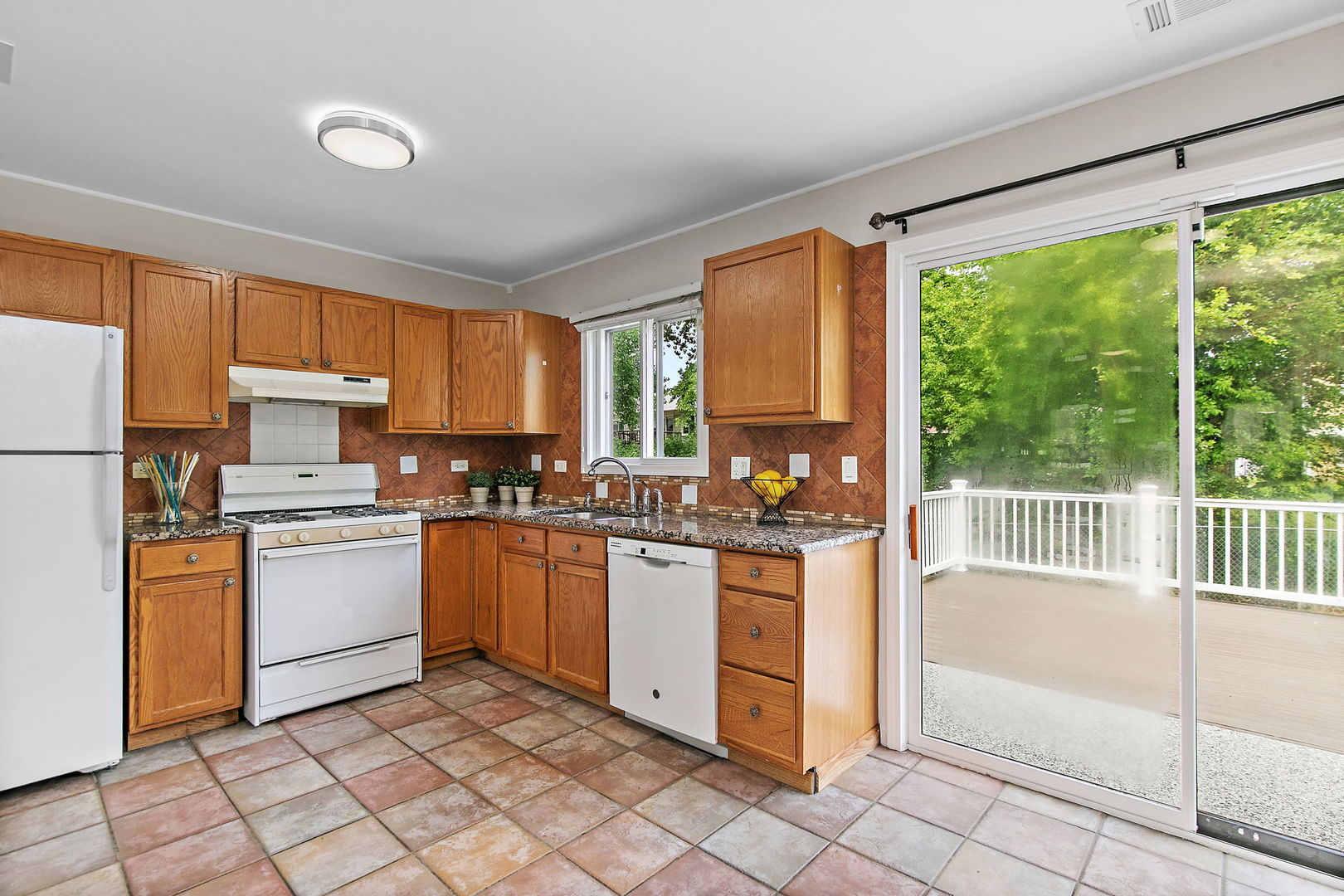 1000 Woodside Drive Roselle IL 60172