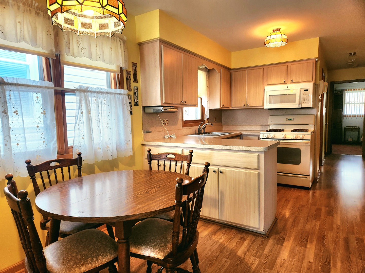 13418 South Mackinaw Avenue Chicago IL 60633