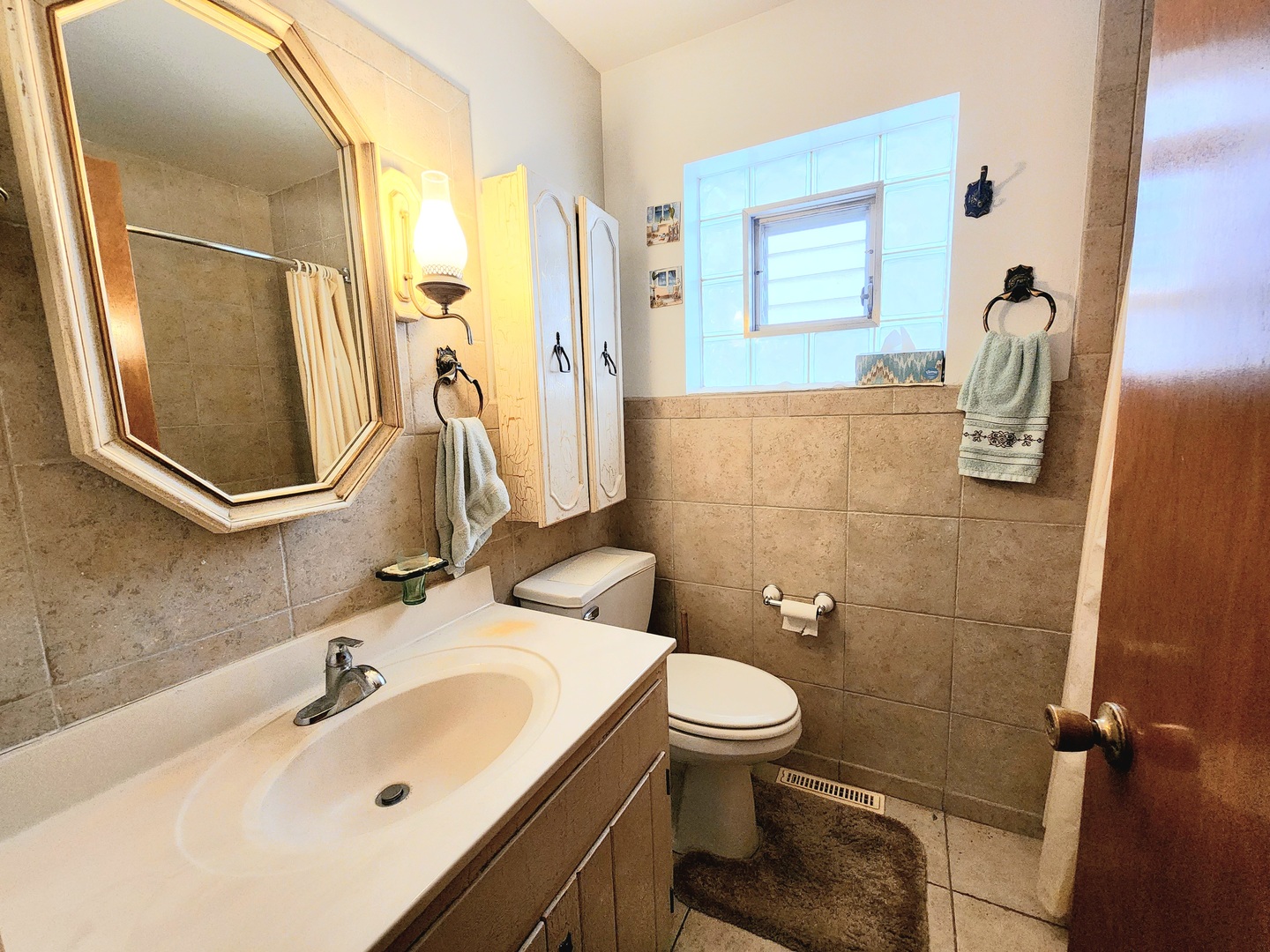 13418 South Mackinaw Avenue Chicago IL 60633