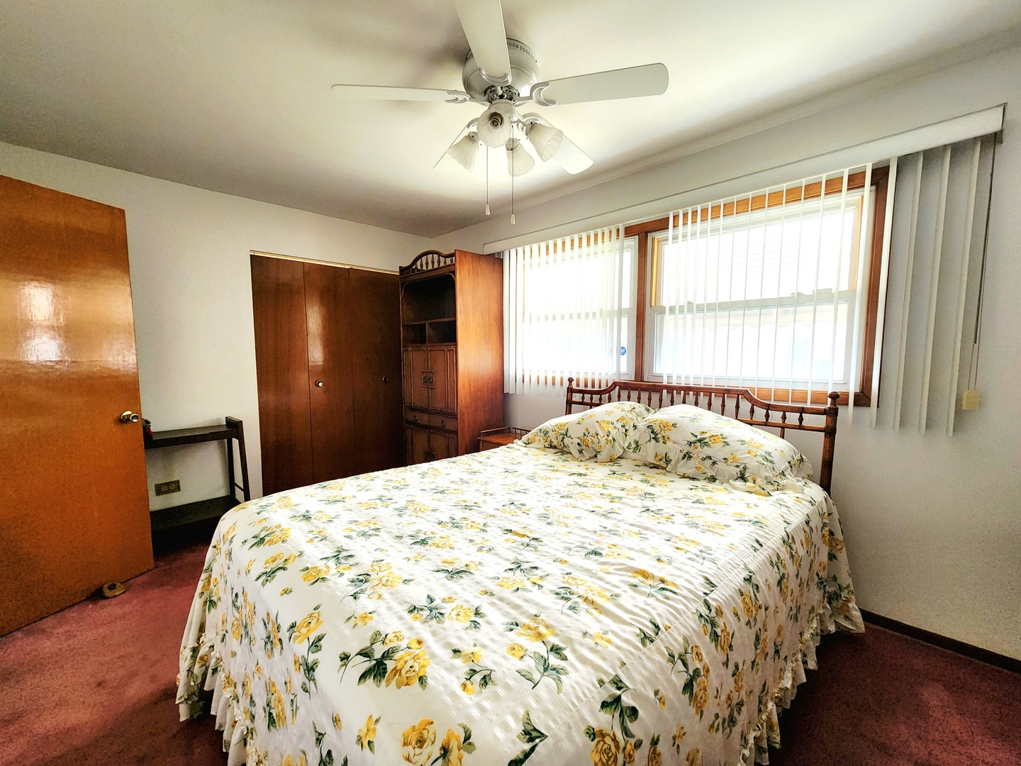 13418 South Mackinaw Avenue Chicago IL 60633