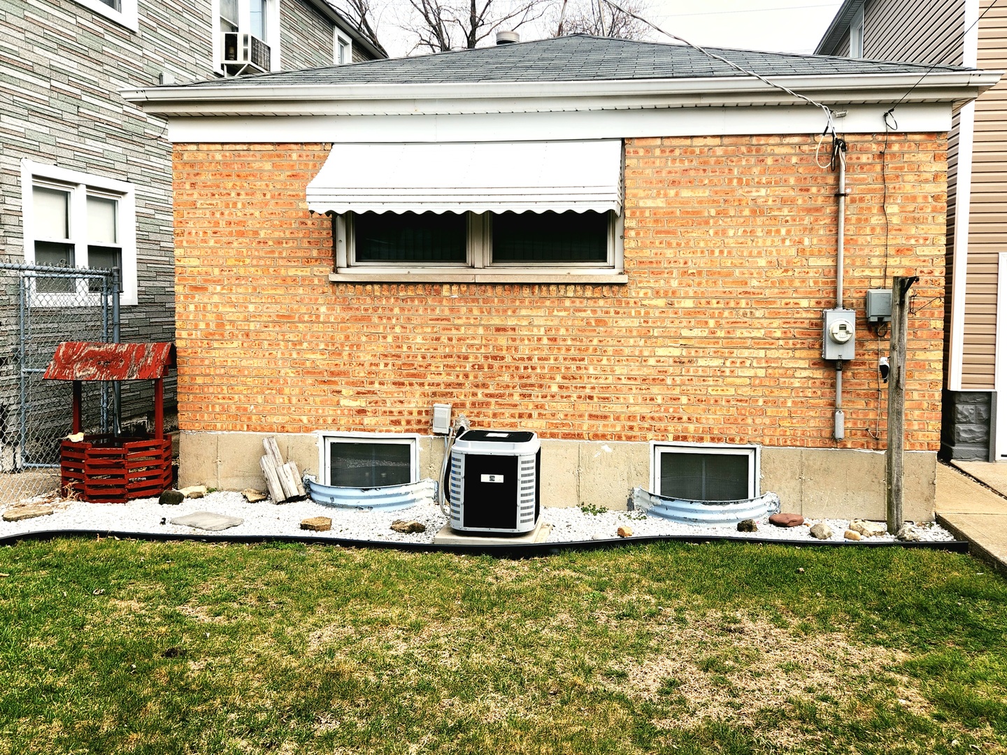 13418 South Mackinaw Avenue Chicago IL 60633