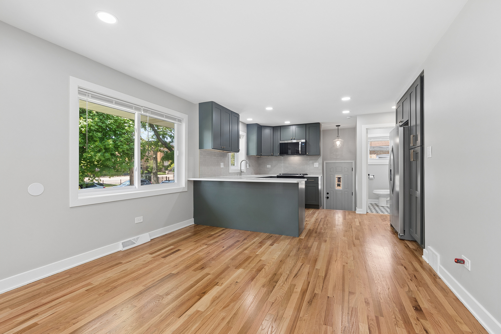 10849 South Christiana Avenue Chicago IL 60655
