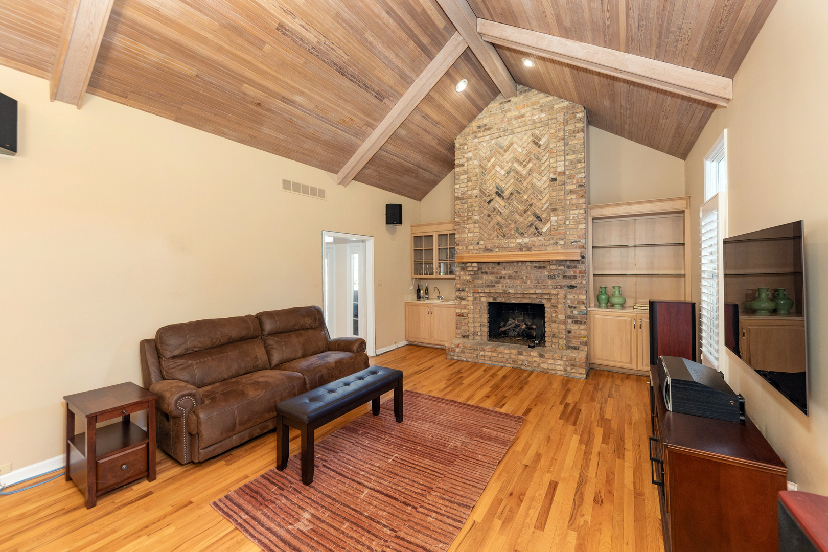 1437 Ambleside Circle Naperville IL 60540