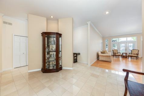 1437 Ambleside Circle Naperville IL 60540