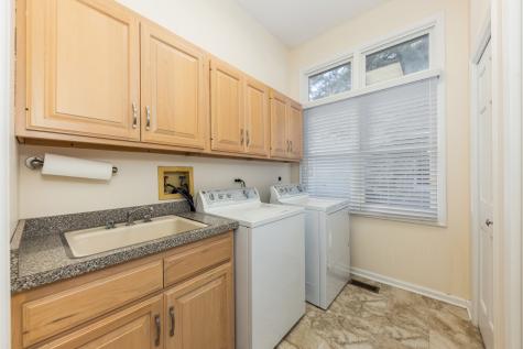 1437 Ambleside Circle Naperville IL 60540