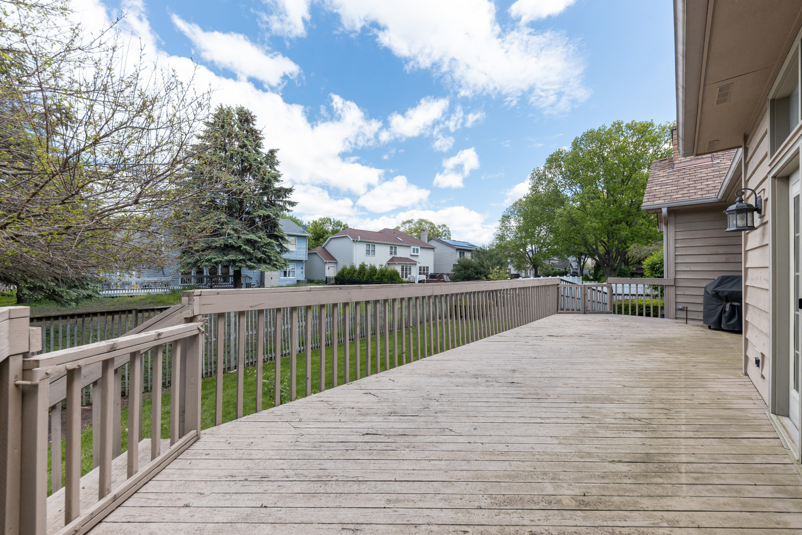 1437 Ambleside Circle Naperville IL 60540