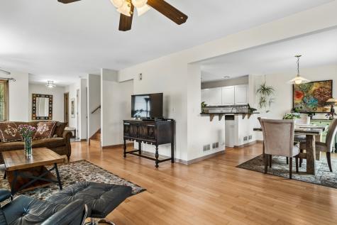 625 North Walden Drive Palatine IL 60067