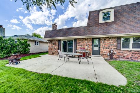 1441 71ST Street Downers Grove IL 60516