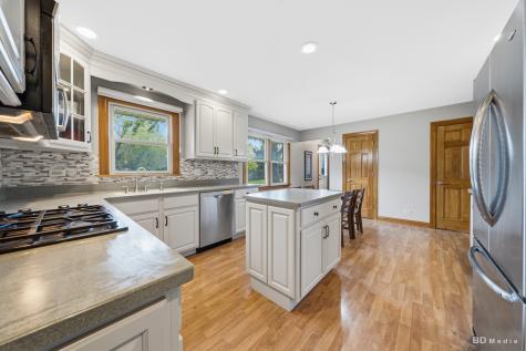 1441 71ST Street Downers Grove IL 60516