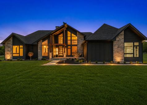 4311 Red Tail Lane Johnsburg IL 60051