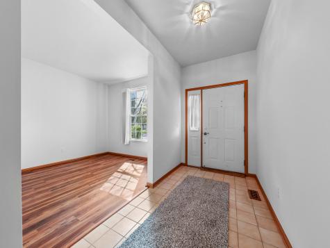 1566 Benzie Circle Romeoville IL 60446
