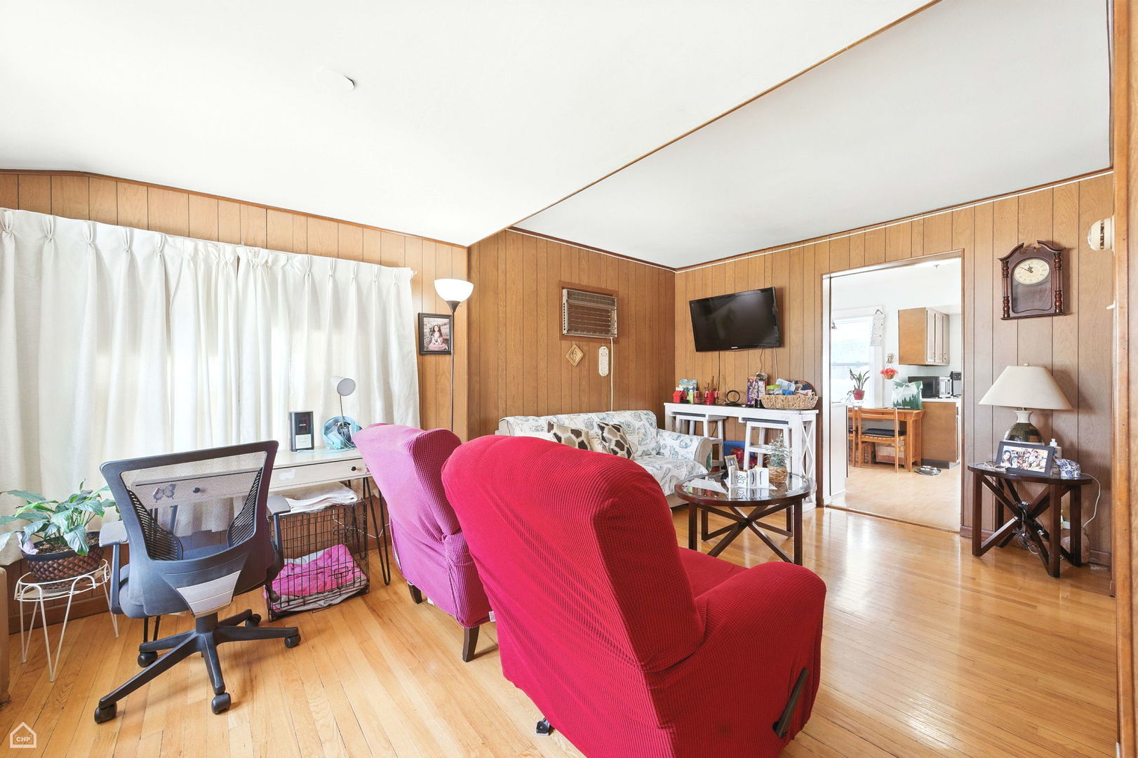 5015 West Cornelia Avenue Chicago IL 60641