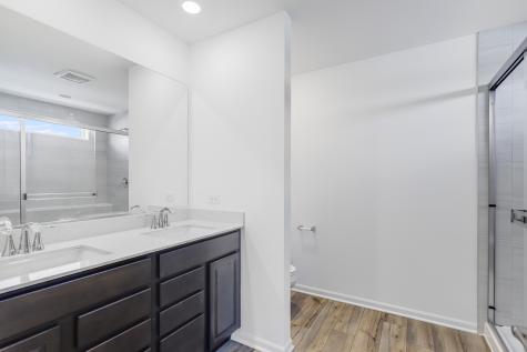 417 Hathaway Lane Oswego IL 60543