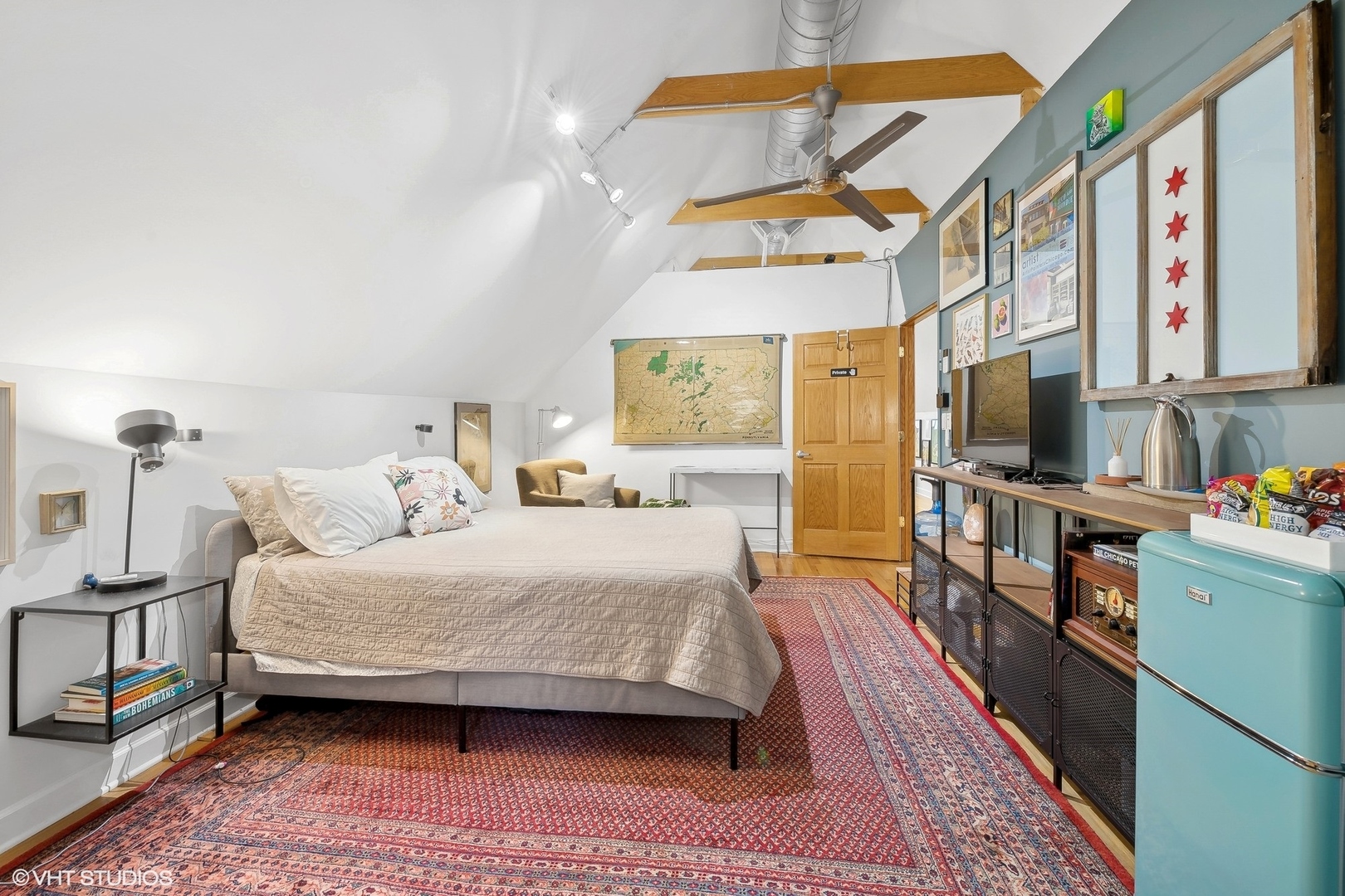 3522 West Armitage Avenue Chicago IL 60647