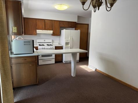 2006 Pine Street Peru IL 61354