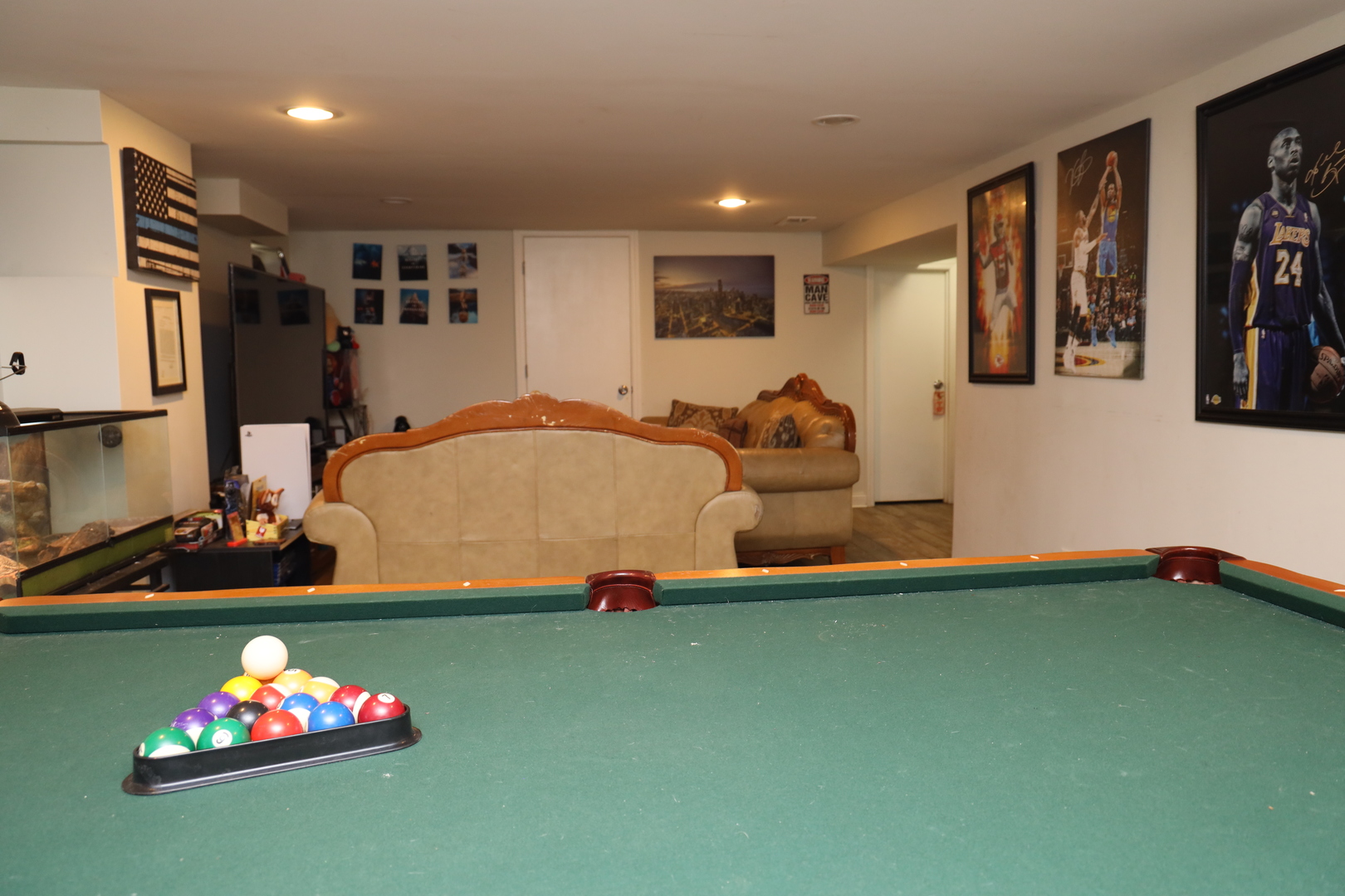 937 East 84th Place Chicago IL 60619