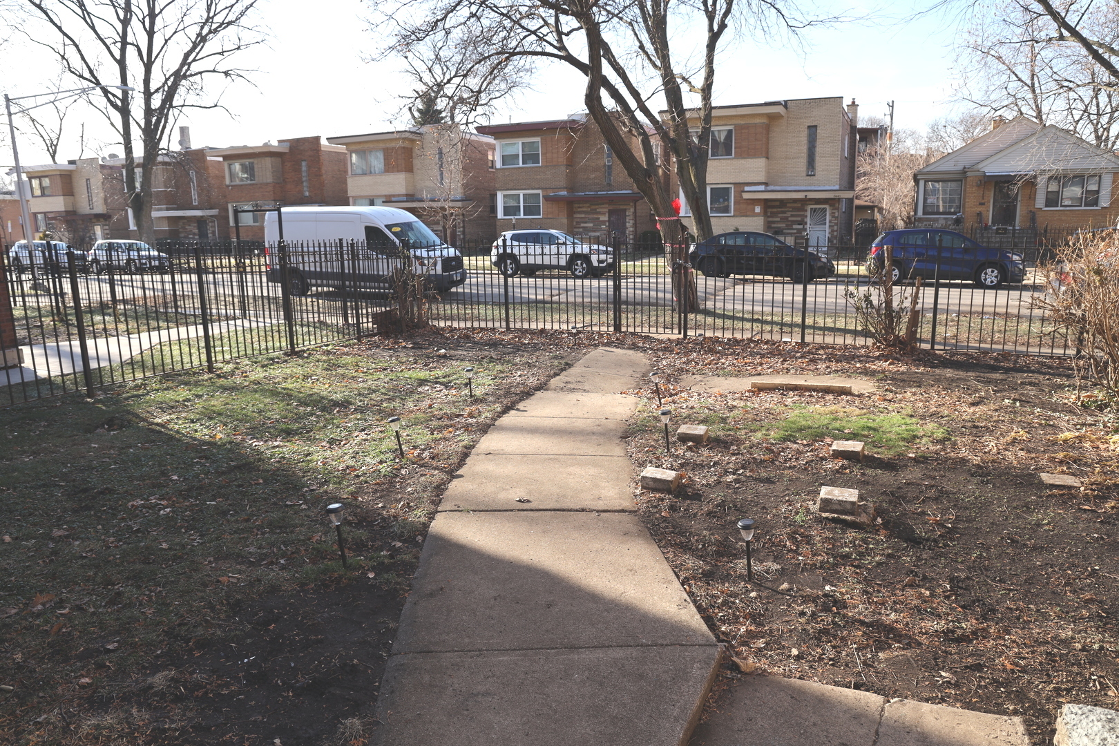 937 East 84th Place Chicago IL 60619