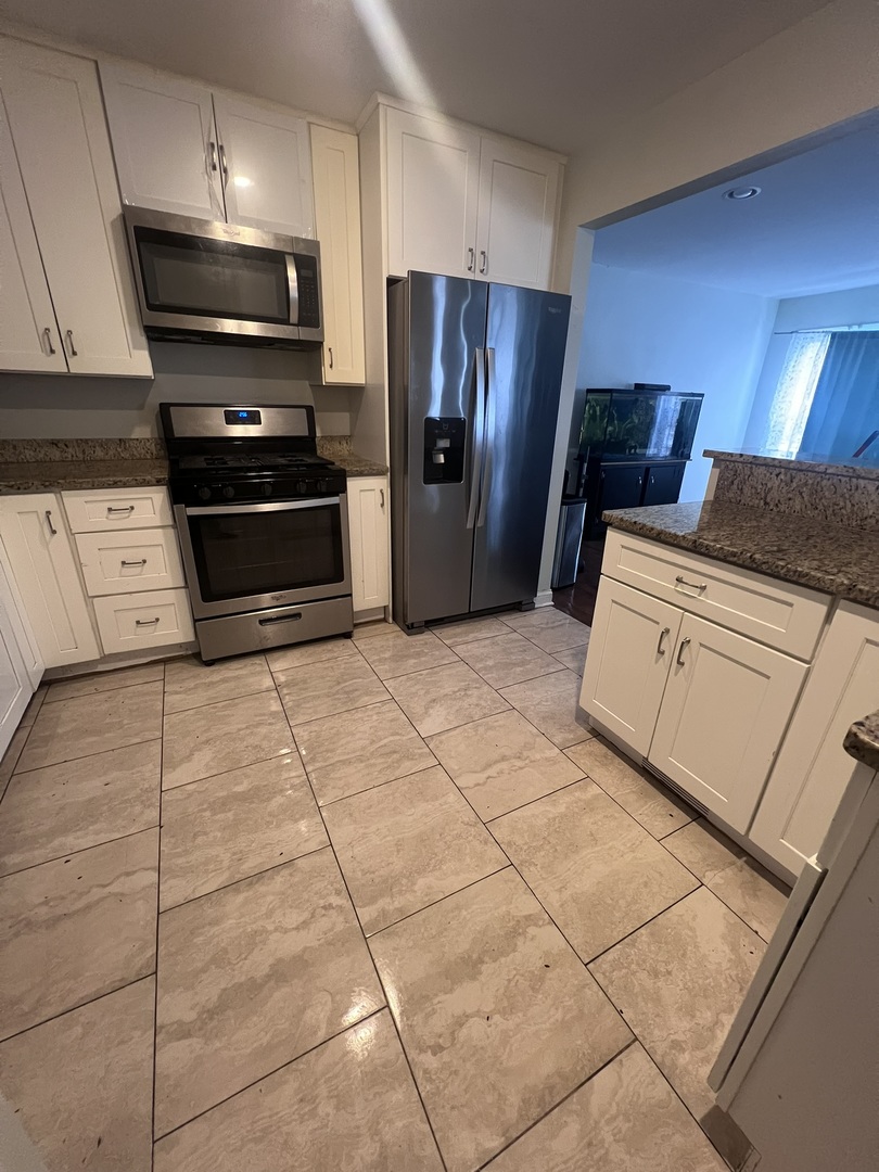 937 East 84th Place Chicago IL 60619