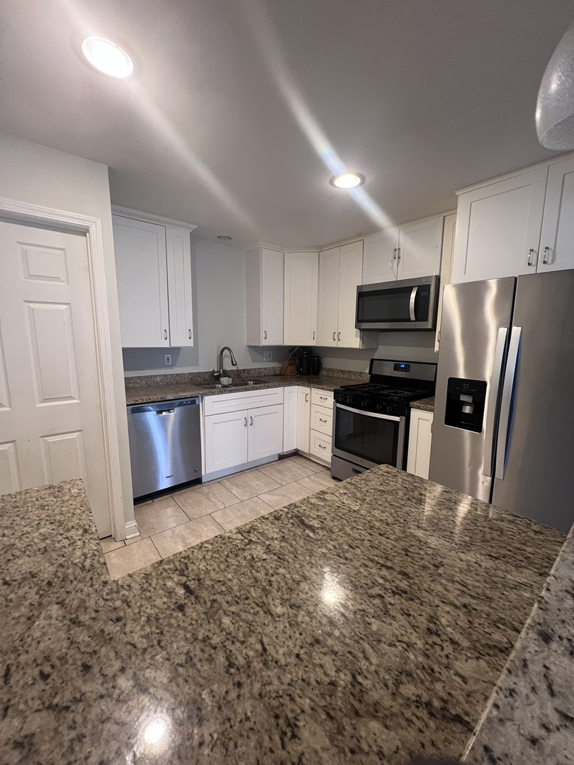 937 East 84th Place Chicago IL 60619