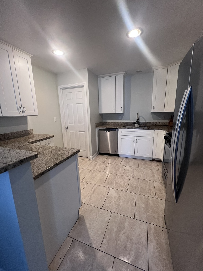 937 East 84th Place Chicago IL 60619