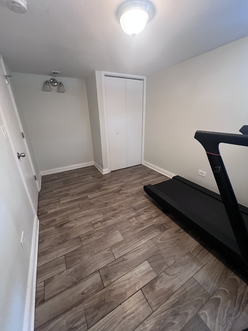 937 East 84th Place Chicago IL 60619