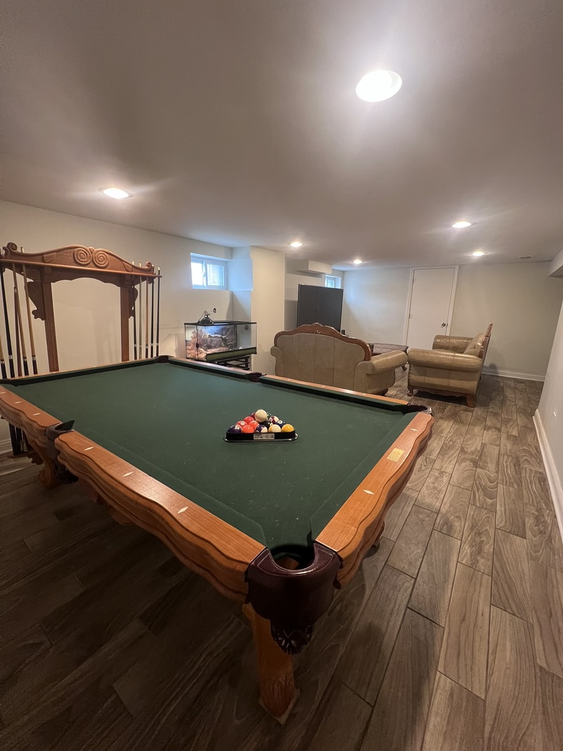 937 East 84th Place Chicago IL 60619