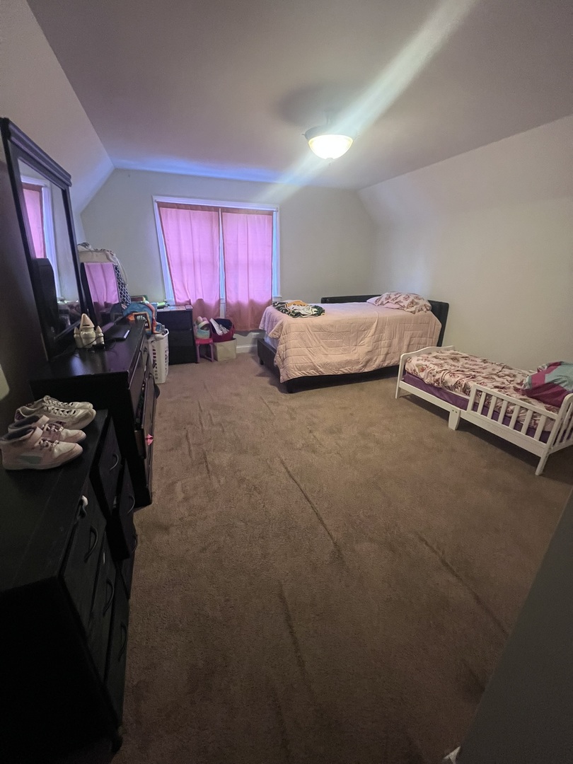 937 East 84th Place Chicago IL 60619