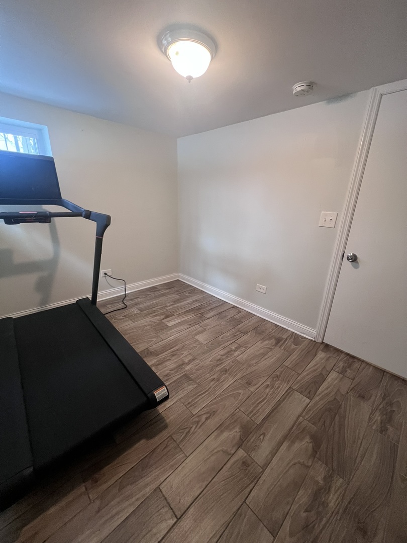 937 East 84th Place Chicago IL 60619