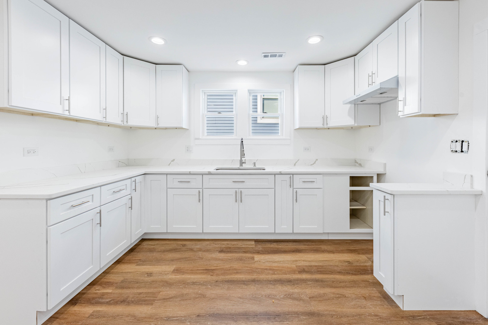 1719 North Merrimac Avenue Chicago IL 60639