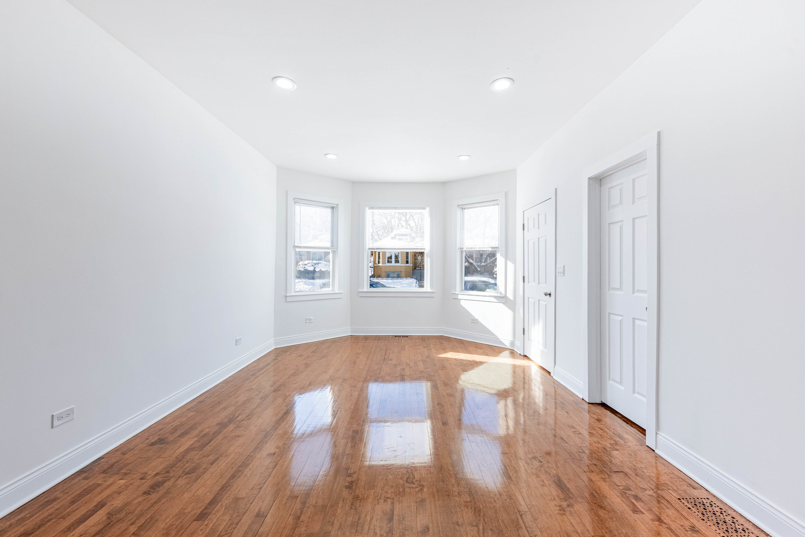 1719 North Merrimac Avenue Chicago IL 60639