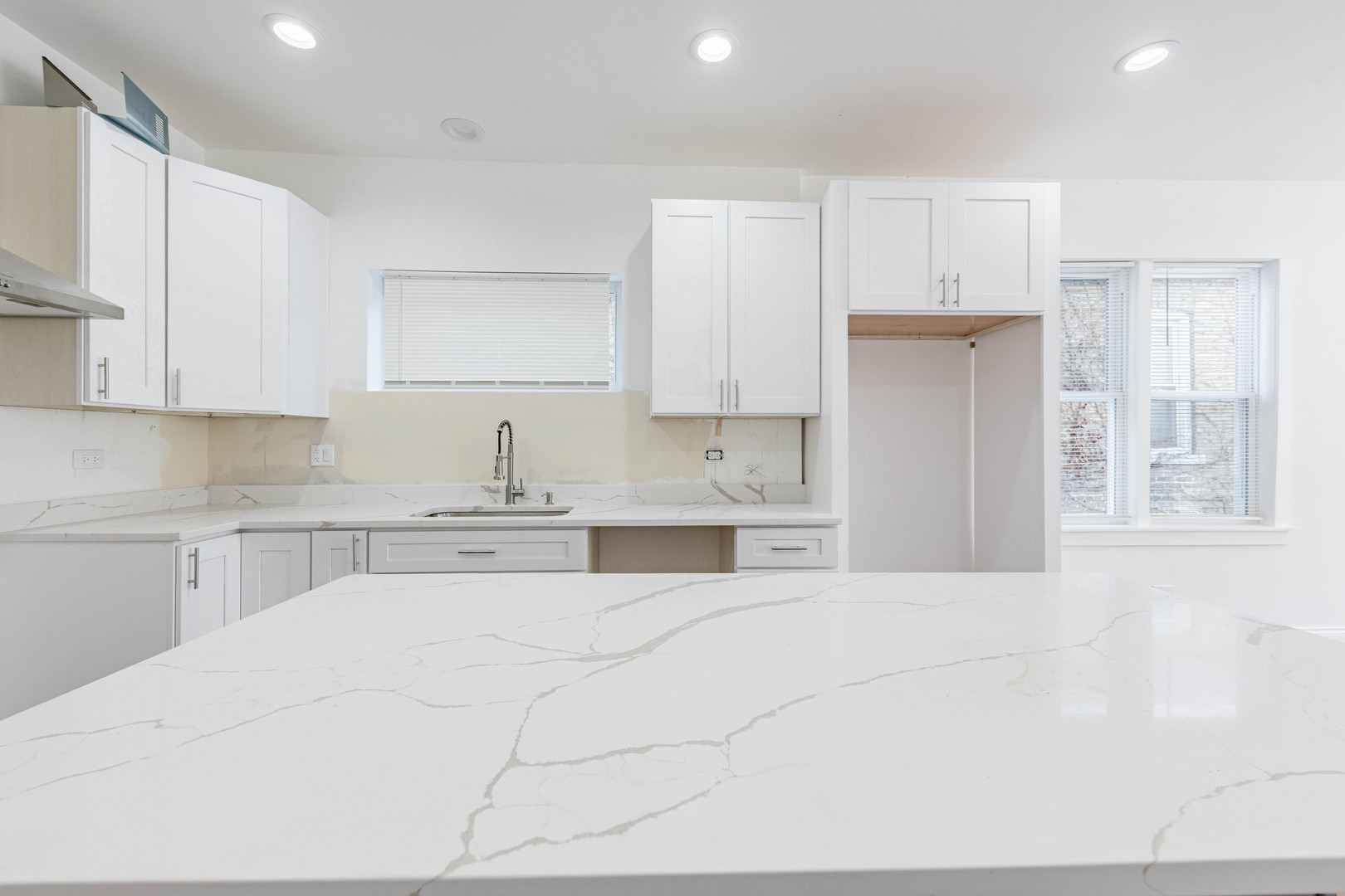 1719 North Merrimac Avenue Chicago IL 60639