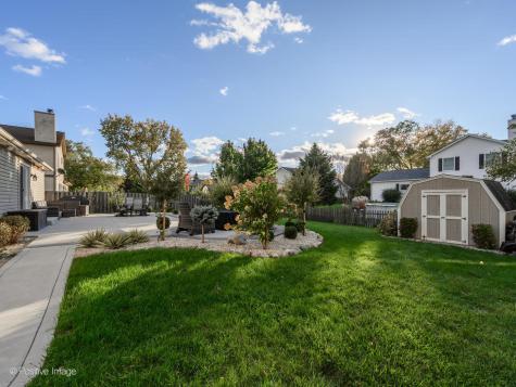 2008 Clematis Drive Algonquin IL 60102