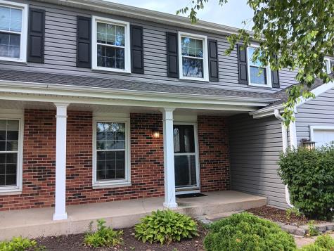 1024 Confederation Drive Bartlett IL 60103