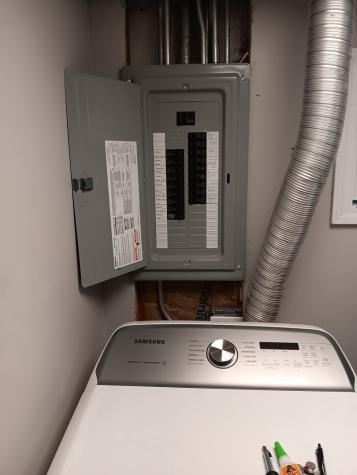 1024 Confederation Drive Bartlett IL 60103