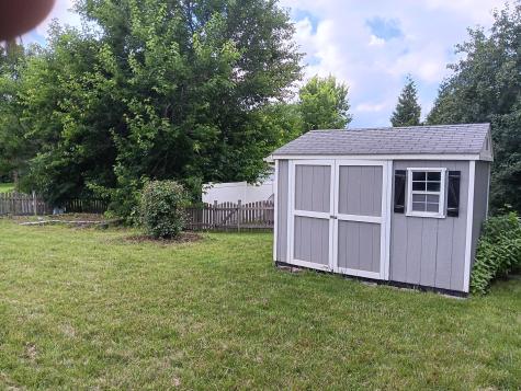 1024 Confederation Drive Bartlett IL 60103