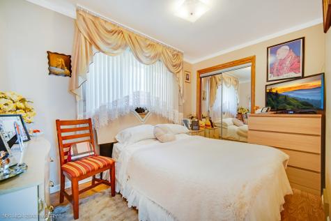 5609 South Monitor Avenue Chicago IL 60638