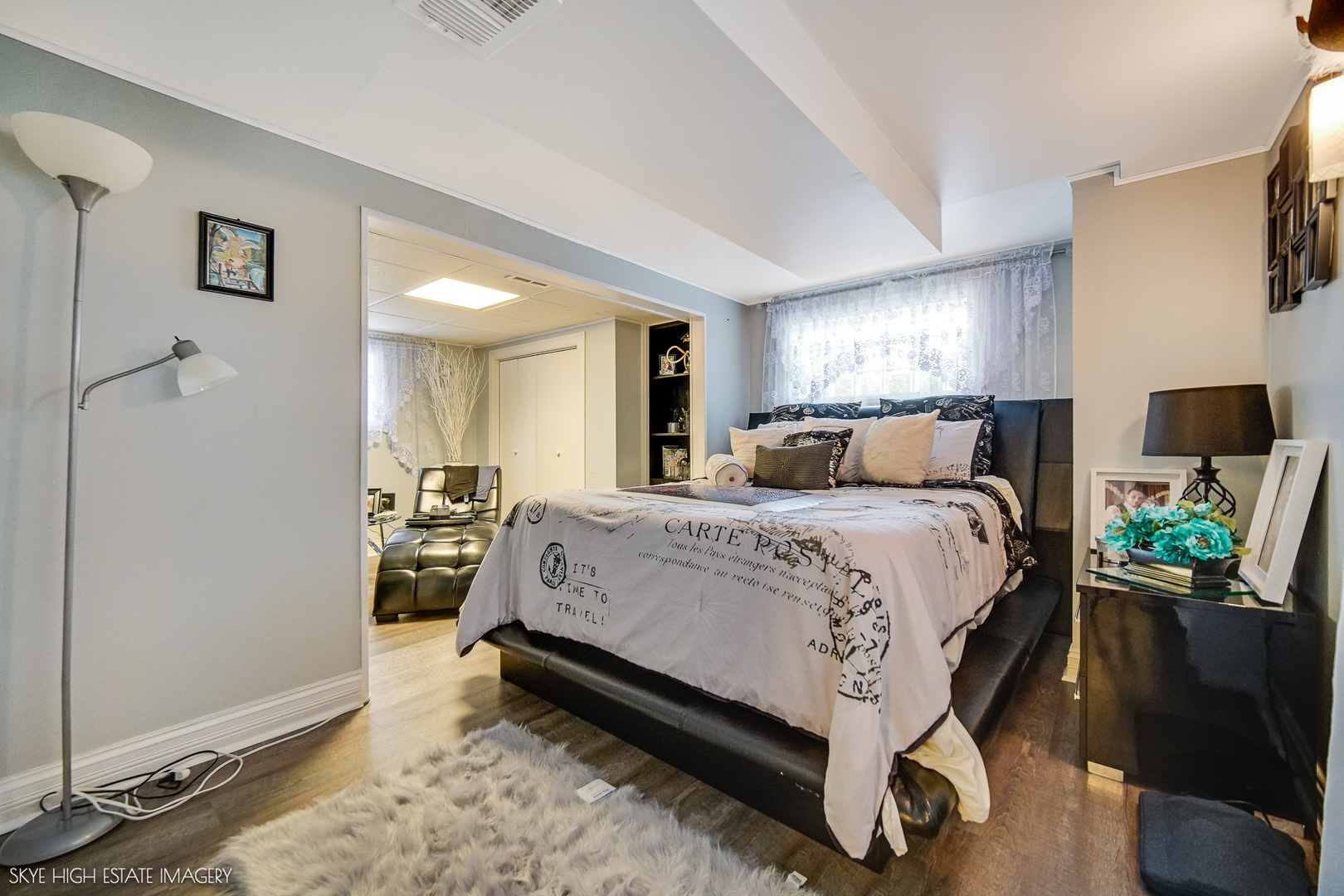 5609 South Monitor Avenue Chicago IL 60638