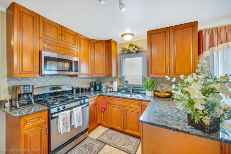 5609 South Monitor Avenue Chicago IL 60638