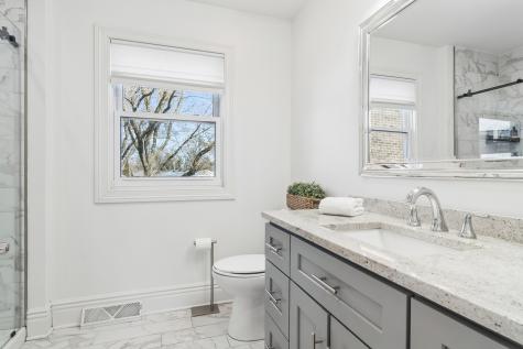 1653 North Douglas Avenue Arlington Heights IL 60004