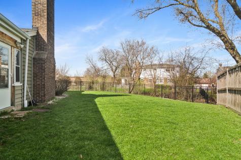 1653 North Douglas Avenue Arlington Heights IL 60004