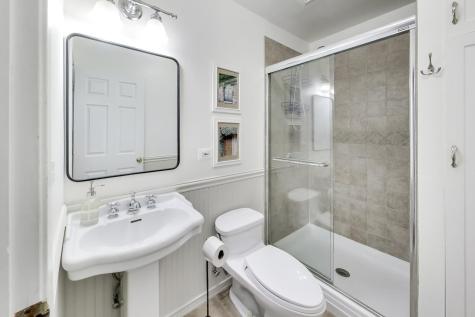 528 Cumnor Court Deerfield IL 60015