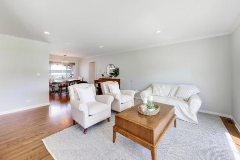 528 Cumnor Court Deerfield IL 60015