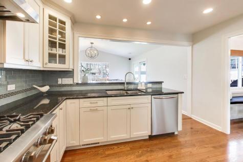 528 Cumnor Court Deerfield IL 60015