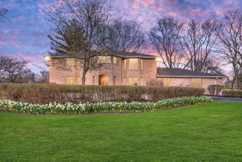 2321 Coach Road Long Grove IL 60047