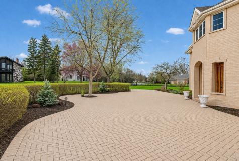 2321 Coach Road Long Grove IL 60047