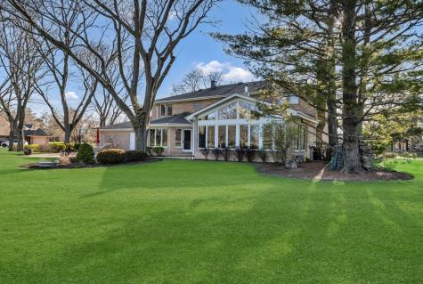 2321 Coach Road Long Grove IL 60047