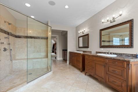 5 Jennifer Court Barrington IL 60010