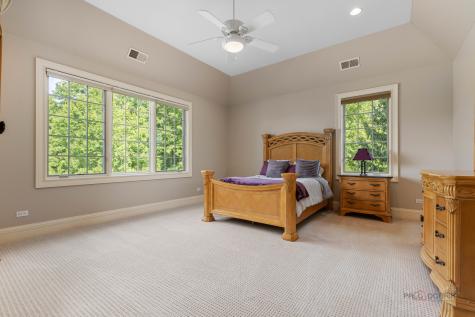 5 Jennifer Court Barrington IL 60010